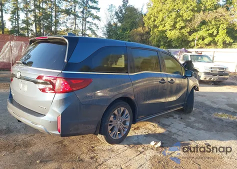 2025 Honda Odyssey Touring z USA, uszkodzony, nr VIN 5FNRL6H87SB051608